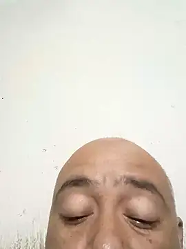 GeorgeVergaGrues online show from December 13, 6:31 am