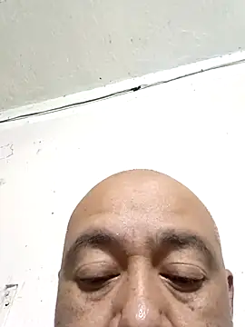 GeorgeVergaGrues online show from February 19, 3:06 am