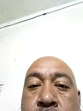 GeorgeVergaGrues online show from March 4, 2:06 am