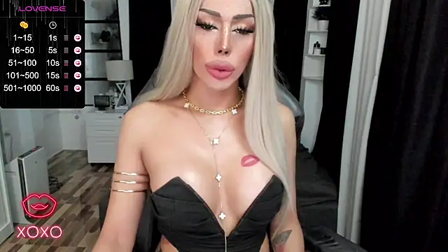 Forever MissCandace online show from September 24, 6:55 pm