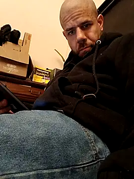 loozamangos online show from April 5, 5:04 am