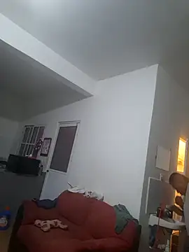 Snapshot of juliopantoja chatting on February 8, 1:14 pm juliopantoja online show from February 8, 1:14 pm