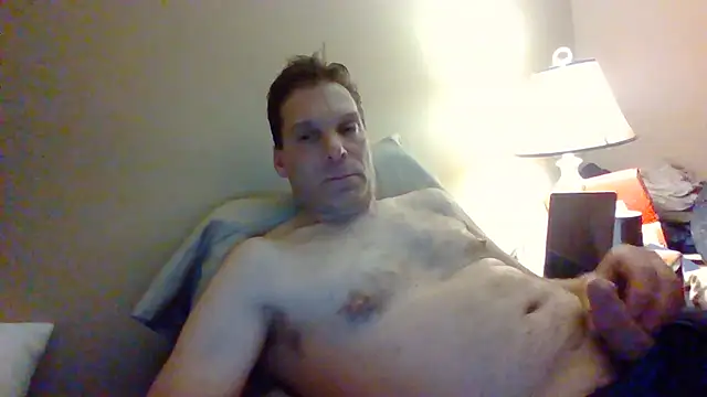 Snapshot of cumhere71 chatting on June 1, 1:40 am cumhere71 online show from June 1, 1:40 am