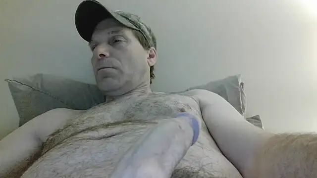 Snapshot of cumhere71 chatting on June 13, 3:37 am cumhere71 online show from June 13, 3:37 am