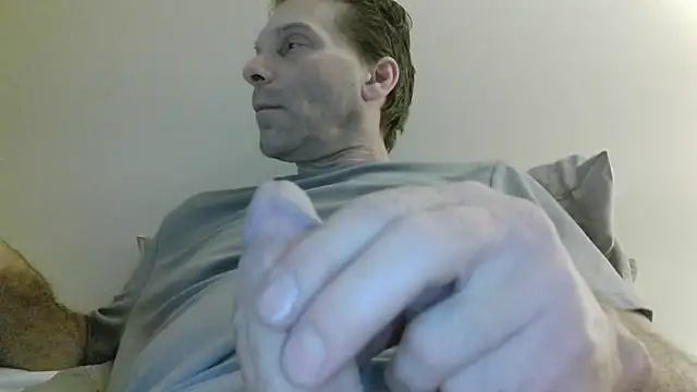 Snapshot of cumhere71 chatting on June 18, 4:46 am cumhere71 online show from June 18, 4:46 am