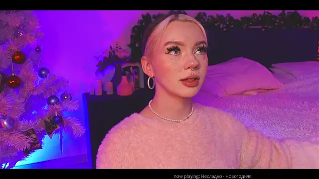KristaBrooks online show from December 30, 1:47 pm