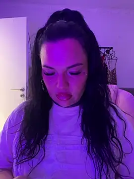  MelinaCurves  online show from July 27, 11:01 pm