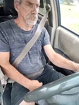 Snapshot of Biknight chatting on October 10, 8:52 pm Biknight online show from October 10, 8:52 pm