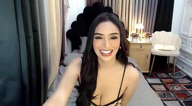 Snapshot of StellaBucks chatting on January 4, 10:02 pm StellaBucks online show from January 4, 10:02 pm