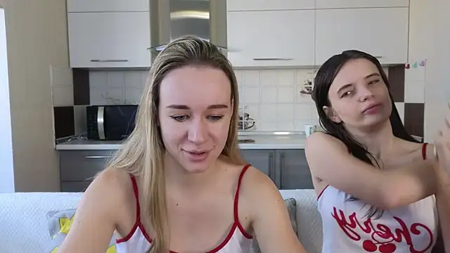 Naughty Alice online show from September 19, 6:04 am