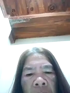 Snapshot of sexylizzy4u chatting on January 18, 9:24 pm sexylizzy4u online show from January 18, 9:24 pm