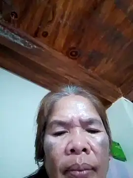 Snapshot of sexylizzy4u chatting on January 19, 10:28 pm sexylizzy4u online show from January 19, 10:28 pm