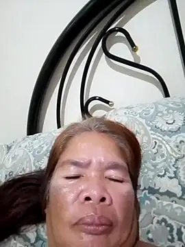 Snapshot of sexylizzy4u chatting on January 23, 7:18 pm sexylizzy4u online show from January 23, 7:18 pm