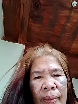 Snapshot of sexylizzy4u chatting on February 2, 6:58 am sexylizzy4u online show from February 2, 6:58 am