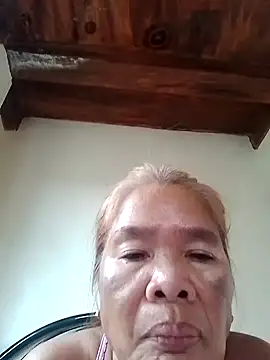 Snapshot of sexylizzy4u chatting on February 9, 4:14 am sexylizzy4u online show from February 9, 4:14 am