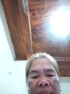 Snapshot of sexylizzy4u chatting on February 18, 9:43 am sexylizzy4u online show from February 18, 9:43 am