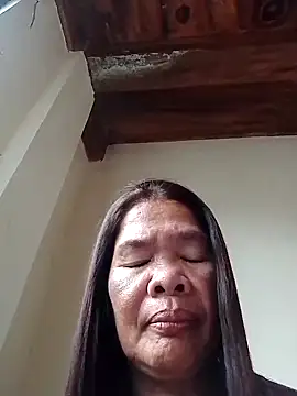 Snapshot of sexylizzy4u chatting on February 22, 7:56 am sexylizzy4u online show from February 22, 7:56 am