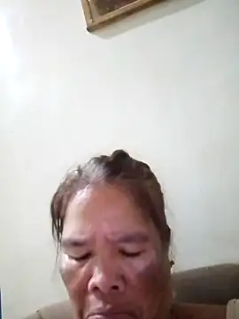 Snapshot of sexylizzy4u chatting on March 17, 10:49 am sexylizzy4u online show from March 17, 10:49 am