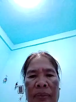 Snapshot of sexylizzy4u chatting on March 18, 8:58 am sexylizzy4u online show from March 18, 8:58 am