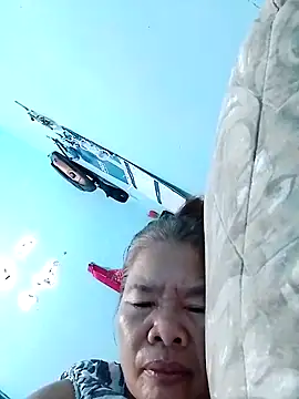 Snapshot of sexylizzy4u chatting on September 16, 8:43 pm sexylizzy4u online show from September 16, 8:43 pm