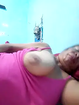 Snapshot of sexylizzy4u chatting on October 3, 7:55 pm sexylizzy4u online show from October 3, 7:55 pm