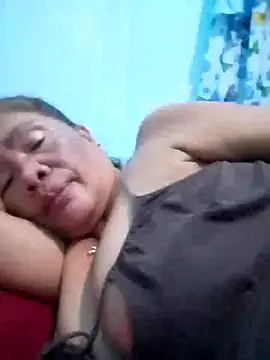 Snapshot of sexylizzy4u chatting on October 4, 2:48 pm sexylizzy4u online show from October 4, 2:48 pm