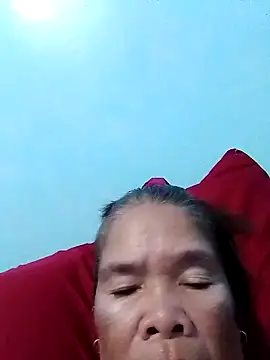 Snapshot of sexylizzy4u chatting on October 6, 2:47 pm sexylizzy4u online show from October 6, 2:47 pm