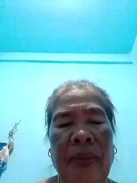 Snapshot of sexylizzy4u chatting on October 17, 9:34 am sexylizzy4u online show from October 17, 9:34 am