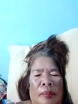 Snapshot of sexylizzy4u chatting on October 19, 9:59 pm sexylizzy4u online show from October 19, 9:59 pm