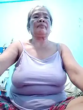 Snapshot of sexylizzy4u chatting on October 22, 7:41 am sexylizzy4u online show from October 22, 7:41 am