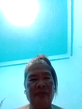 Snapshot of sexylizzy4u chatting on October 26, 12:55 pm sexylizzy4u online show from October 26, 12:55 pm