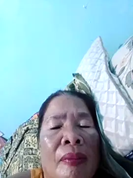 Snapshot of sexylizzy4u chatting on January 7, 2:08 pm sexylizzy4u online show from January 7, 2:08 pm