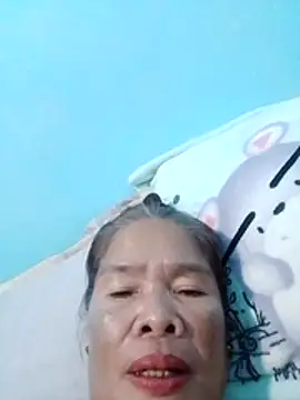 Snapshot of sexylizzy4u chatting on February 9, 3:54 am sexylizzy4u online show from February 9, 3:54 am