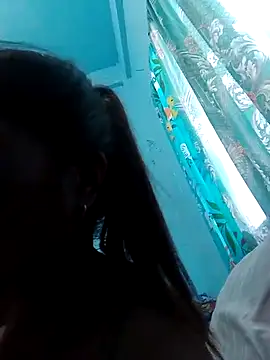 Snapshot of sexylizzy4u chatting on February 16, 3:57 am sexylizzy4u online show from February 16, 3:57 am