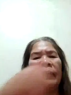 Snapshot of sexylizzy4u chatting on February 16, 10:17 pm sexylizzy4u online show from February 16, 10:17 pm