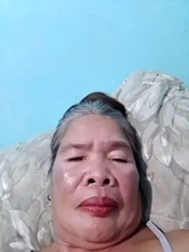 sexylizzy4u online show from March 9, 1:15 pm