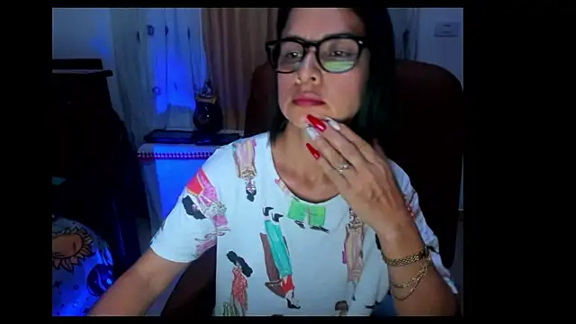 BrianaGarner online show from October 13, 8:25 am