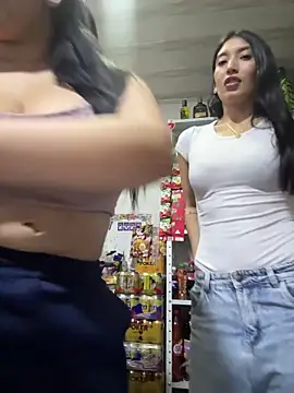 emilyjohanson online show from February 5, 11:31 pm