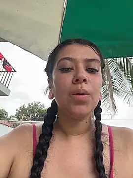 emilyjohanson online show from May 16, 3:11 pm