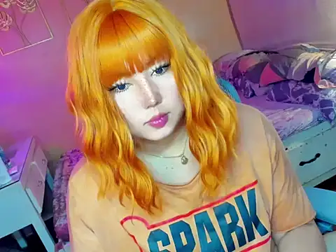 HOTnWILDalice online show from November 23, 1:05 am