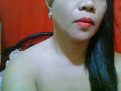 xsweetlips69x online show from December 8, 4:35 am