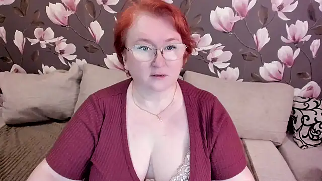 leiamillersonn online show from January 6, 12:35 pm