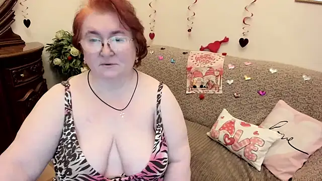 leiamillersonn online show from February 9, 5:28 pm