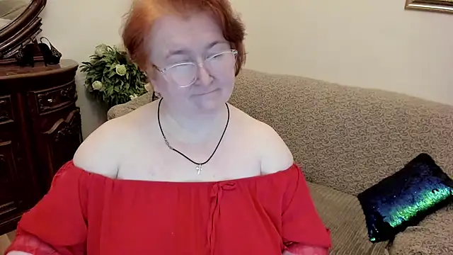 leiamillersonn online show from April 27, 6:50 pm