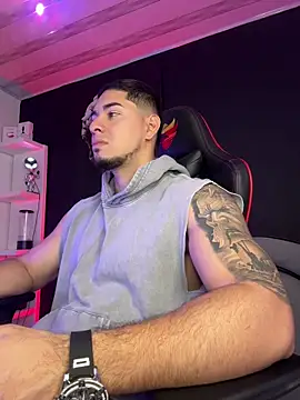 Snapshot of Dimitri_Colleman chatting on December 14, 8:35 pm Dimitri Colleman online show from December 14, 8:35 pm