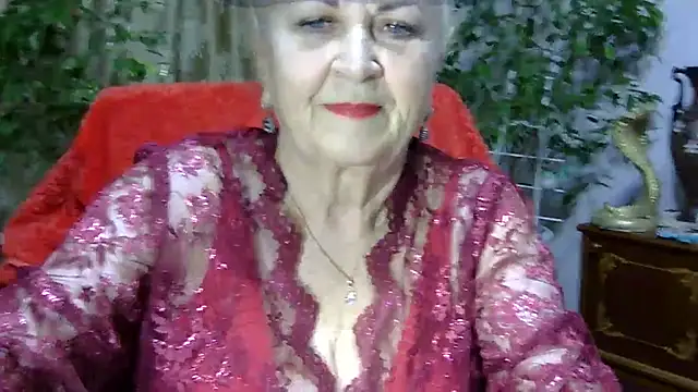 Snapshot of Emma52610 chatting on February 28, 5:26 pm Emma52610 online show from February 28, 5:26 pm