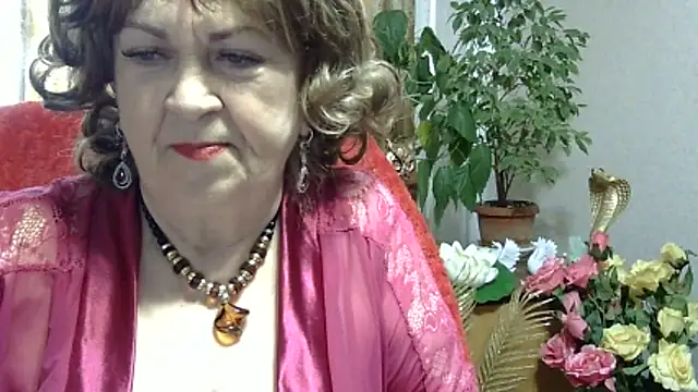 Snapshot of Emma52610 chatting on May 9, 5:34 am Emma52610 online show from May 9, 5:34 am