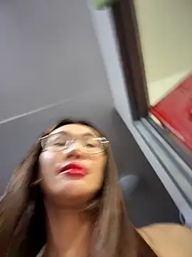 Jakolera2020 online show from November 18, 1:00 am