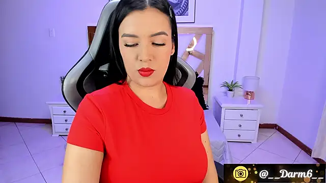 Snapshot of Lia_Simons chatting on January 11, 7:06 am Lia Simons online show from January 11, 7:06 am