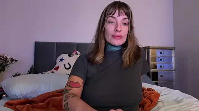 airgeadx online show from February 22, 1:18 am